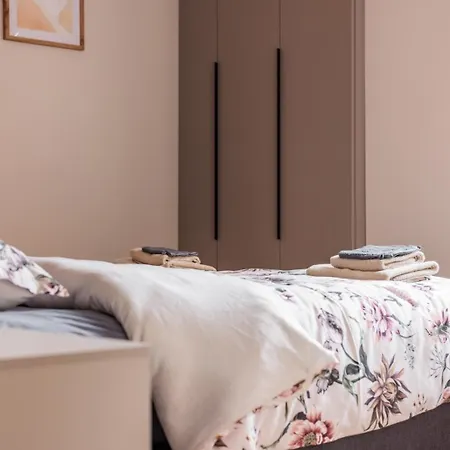 Luxe Op Toplocatie In Centrum Stay&rejoice Appartement Rotterdam